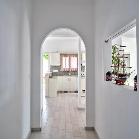La Belle Casa De Parikia