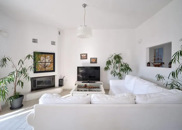 La Belle Casa De Parikia